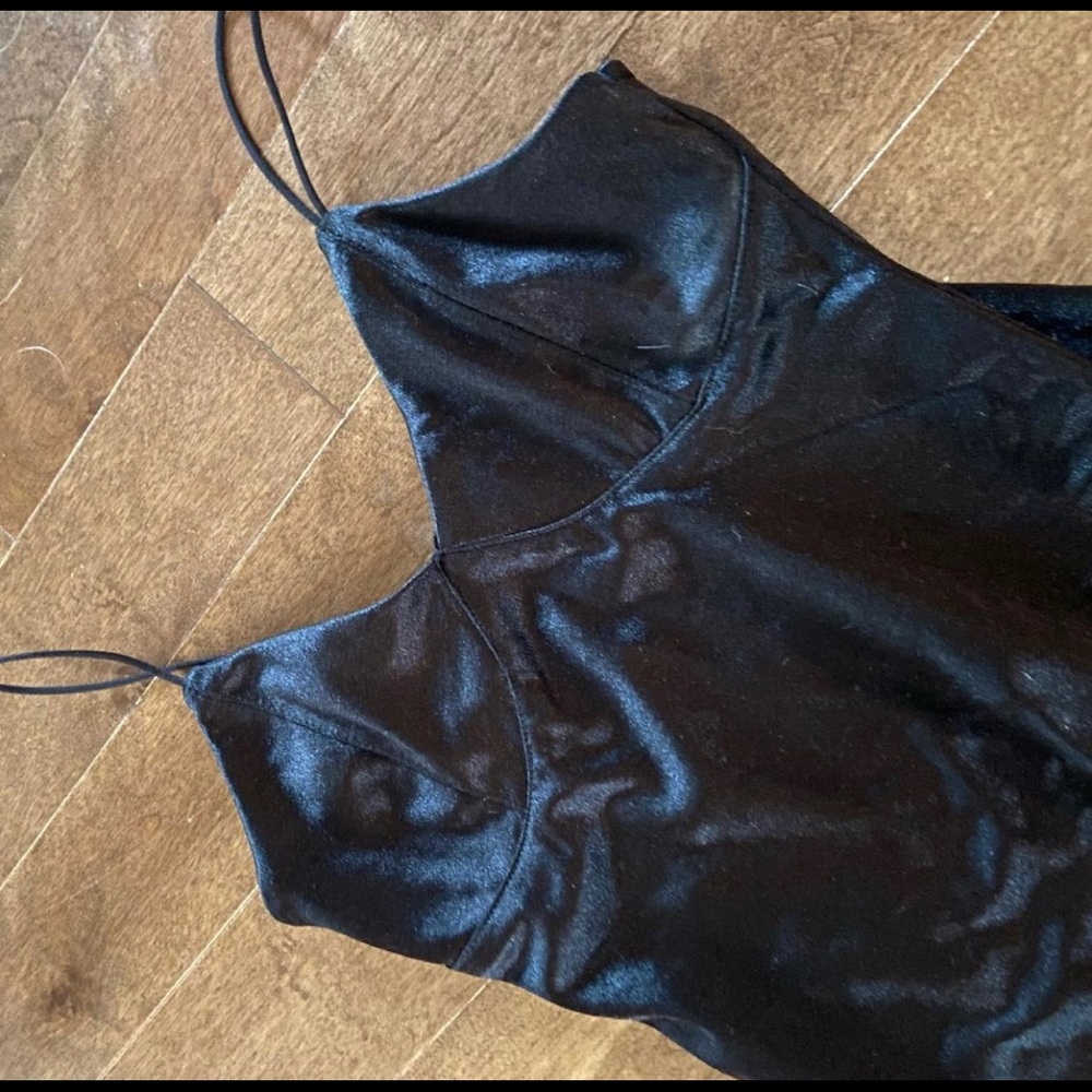 Garage velvet bodysuit black